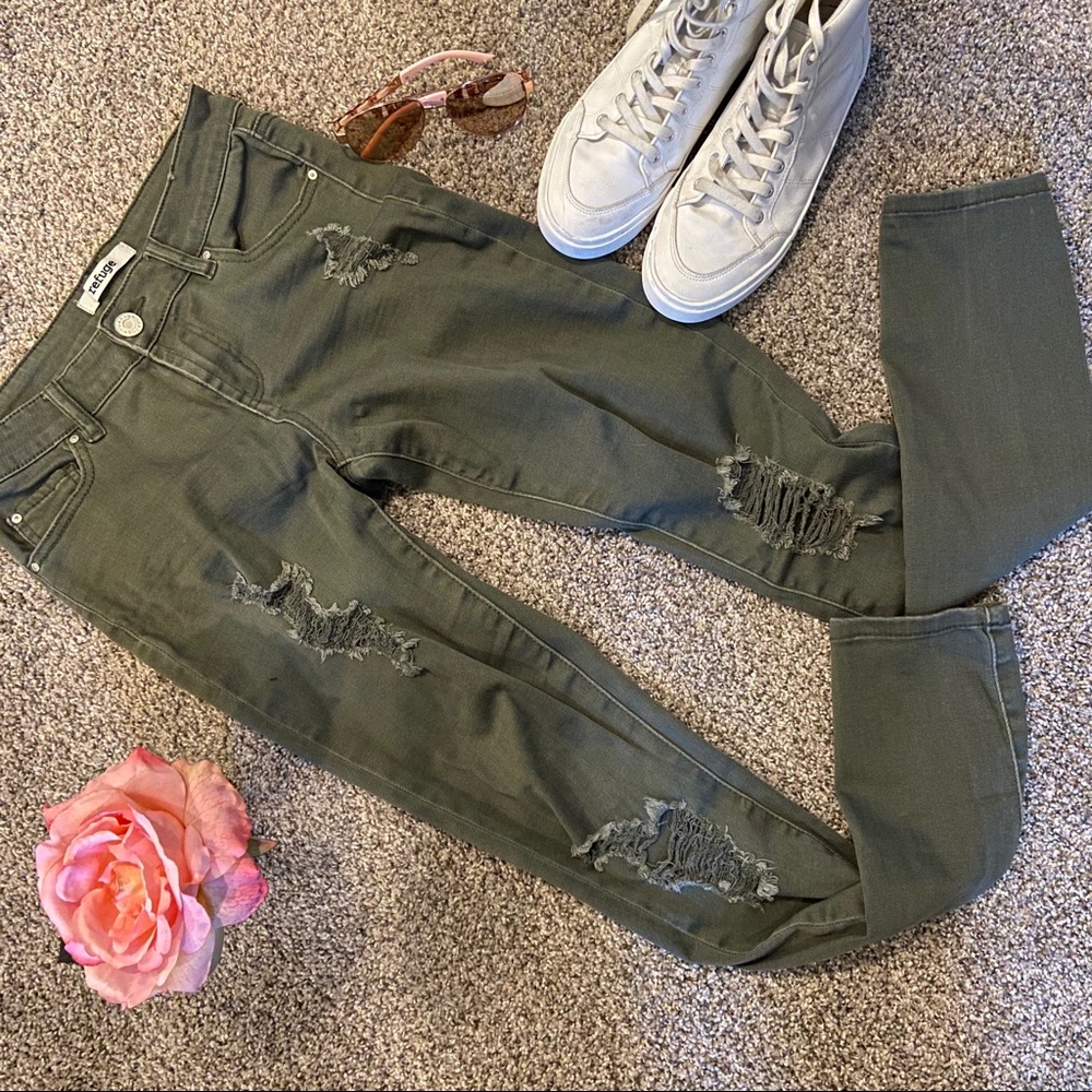 Jeans. Ripped Distressed. Size 0